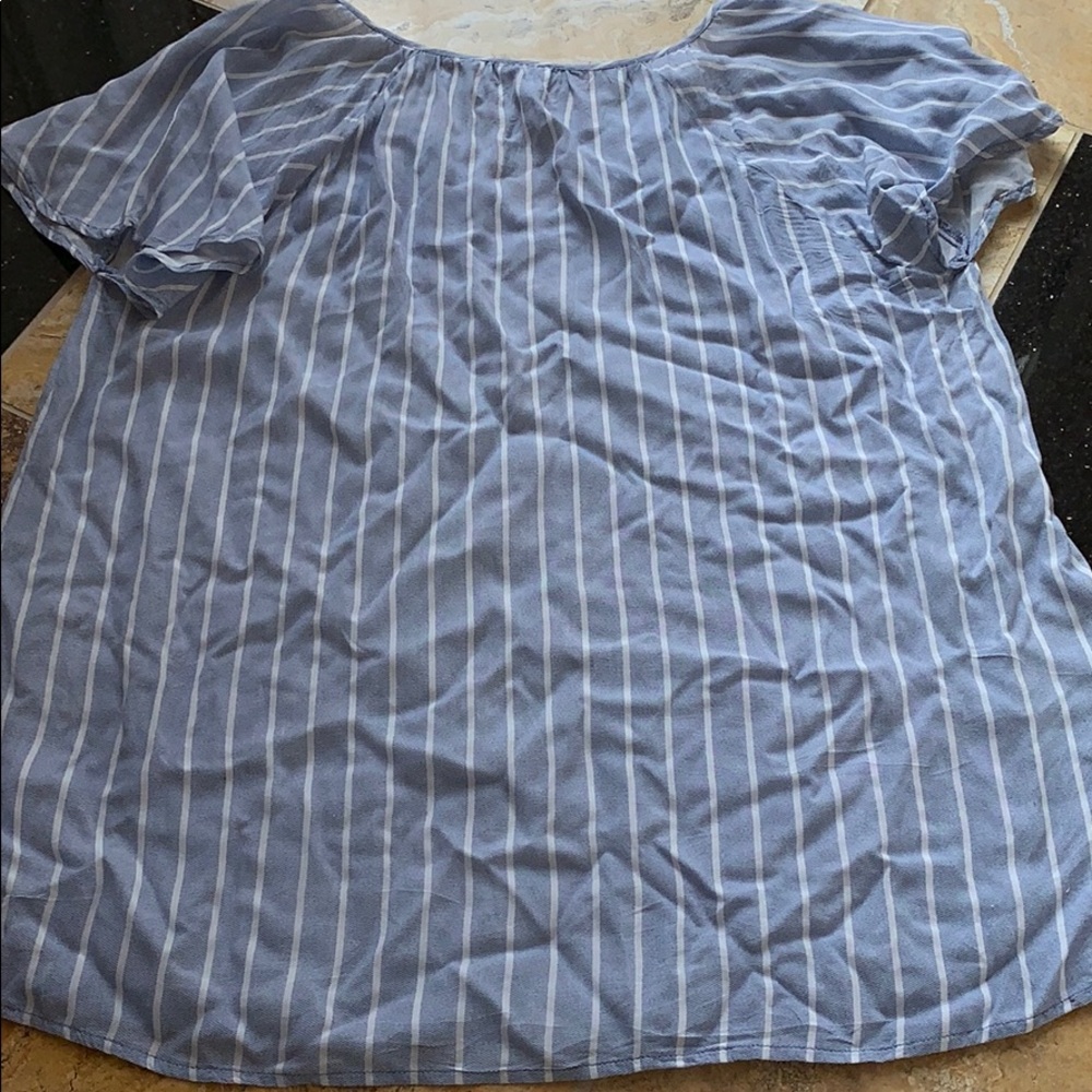 Old Navy Flutter Sleeve/Vertical Stripe/100viscose - image 4